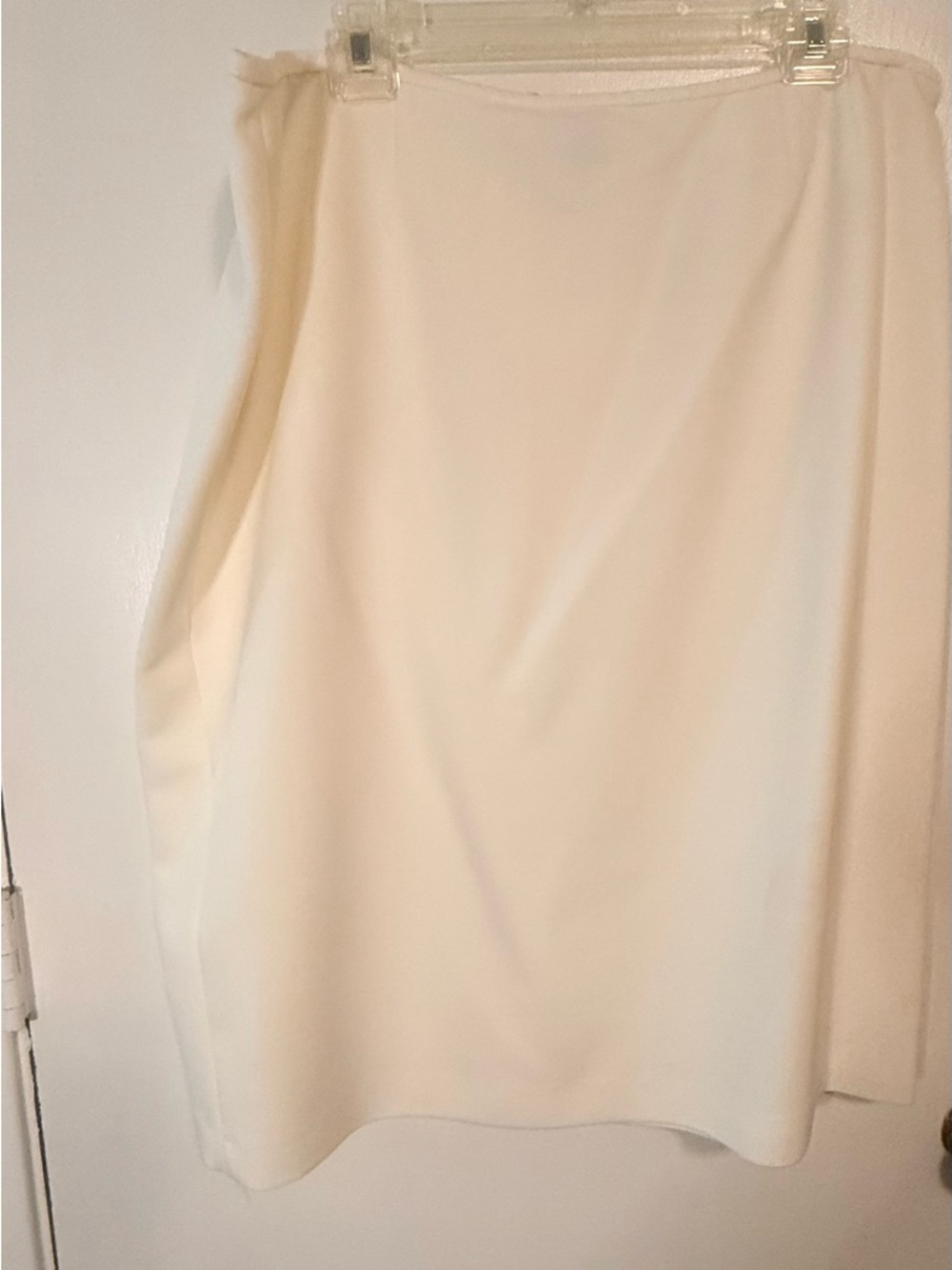 Le Suit Cream Tailored Women's Blazer & Skirt Set - Picture 4 of 6